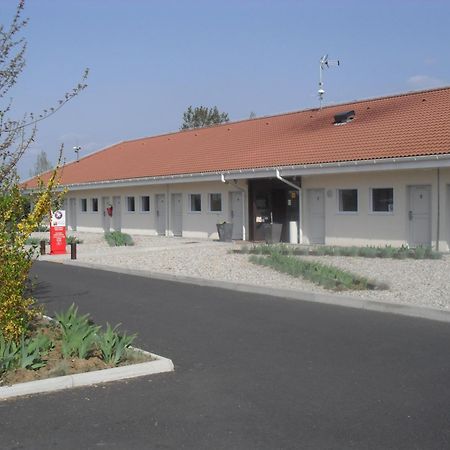 Hôtel Restaurant Evan Lempdes sur Allagnon Extérieur photo